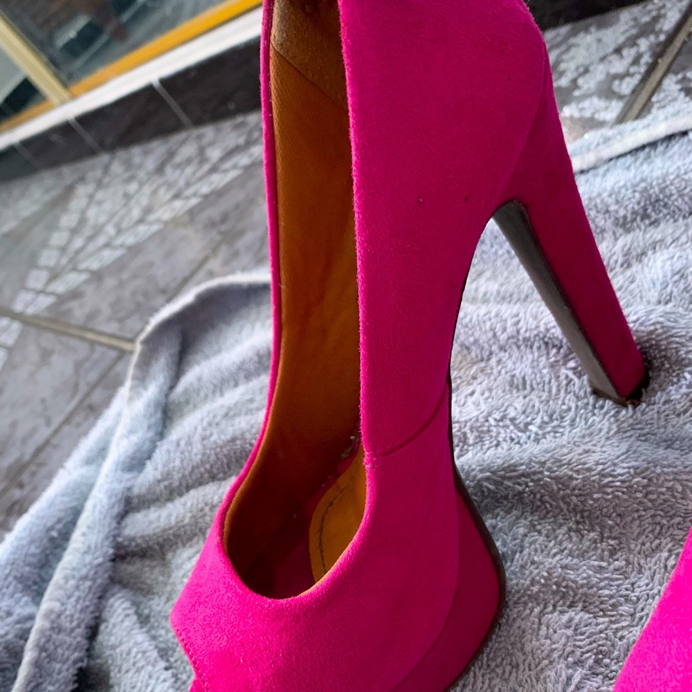 Magenta Shoes